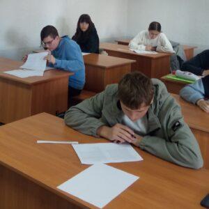 28.10.2025 року на базі ВСП «Технолого-економічний фаховий коледж» МНАУ відбувся І етап олімпіади з англійської мови серед здобувачів фахової  передвищої освіти